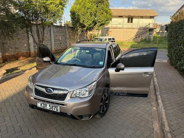 Subaru Forester 2016 Gold