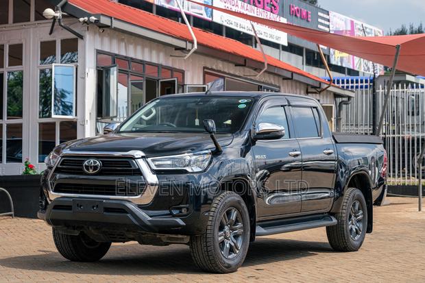 Toyota Hilux 2020 Black