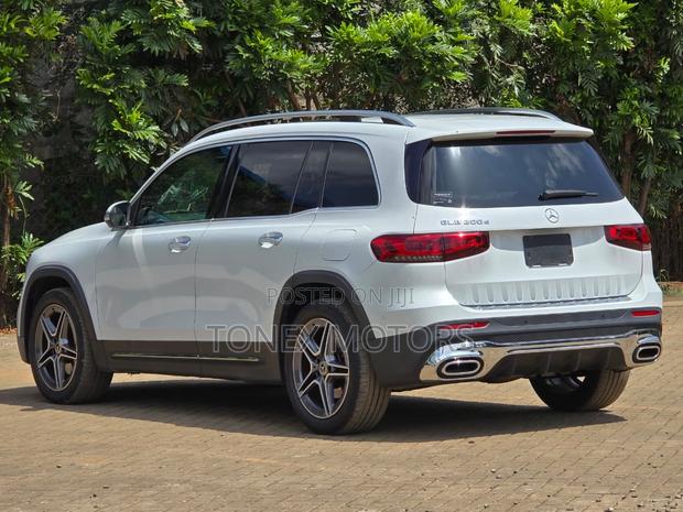 Mercedes-Benz GLB-Class GLB 220 d 4MATIC 2020 White