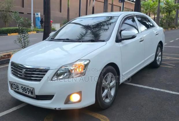 Toyota Premio 2014 White