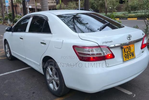 Toyota Premio 2014 White