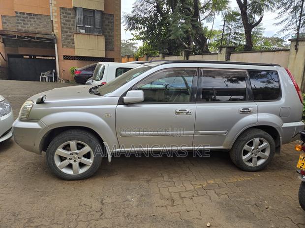 Nissan X-Trail 2.0 2006 Silver