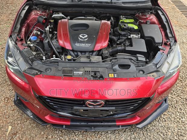 Mazda Axela 2017 Red