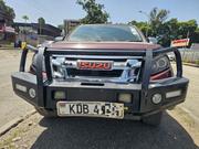 Isuzu D-MAX 2013 Maroon for sale