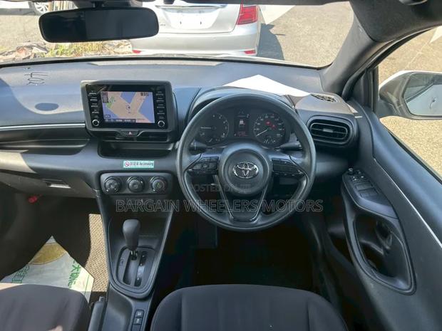 Toyota Yaris 2019 White
