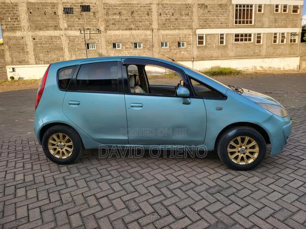 Mitsubishi Colt 2006 Blue