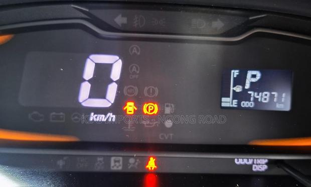 Daihatsu Mira 2019