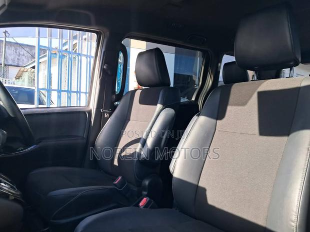 Toyota Noah 2019 Off white