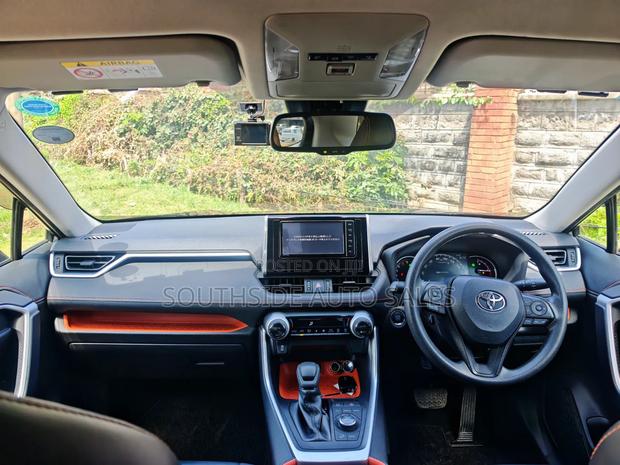 Toyota RAV4 2019 Gray