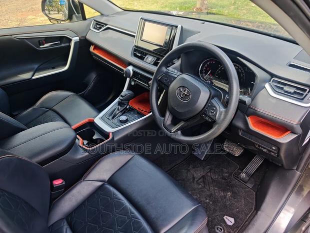 Toyota RAV4 2019 Gray