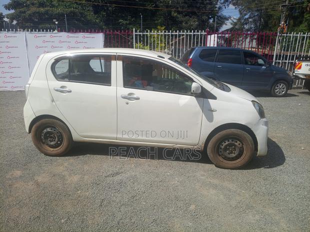 Daihatsu Mira 2015 White