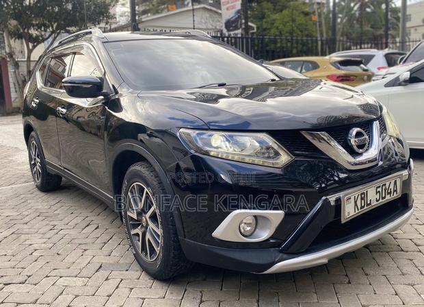 Nissan X-Trail 2.0 Petrol AWD 2014 Black