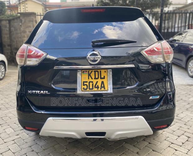 Nissan X-Trail 2.0 Petrol AWD 2014 Black