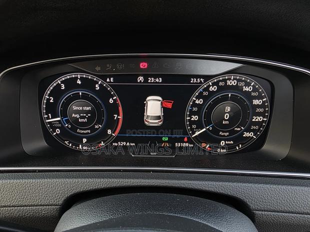 Volkswagen Golf 2019 Pearl