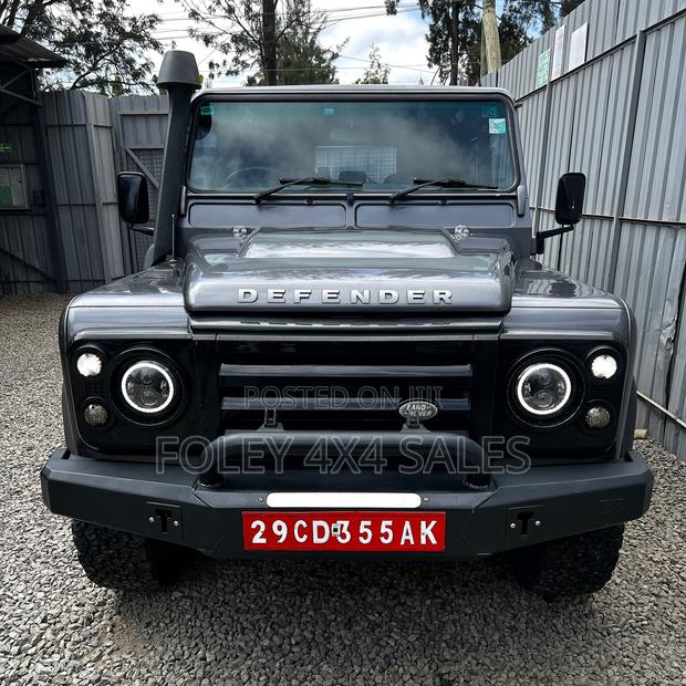 Land Rover Defender 2014 Gray