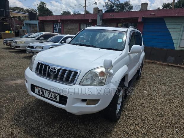 Toyota Land Cruiser Prado 2007 White