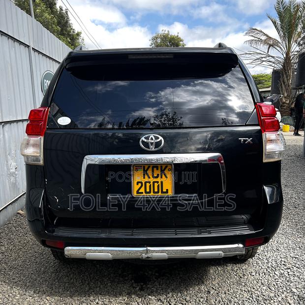 Toyota Land Cruiser Prado 2.7 i 2011 Black
