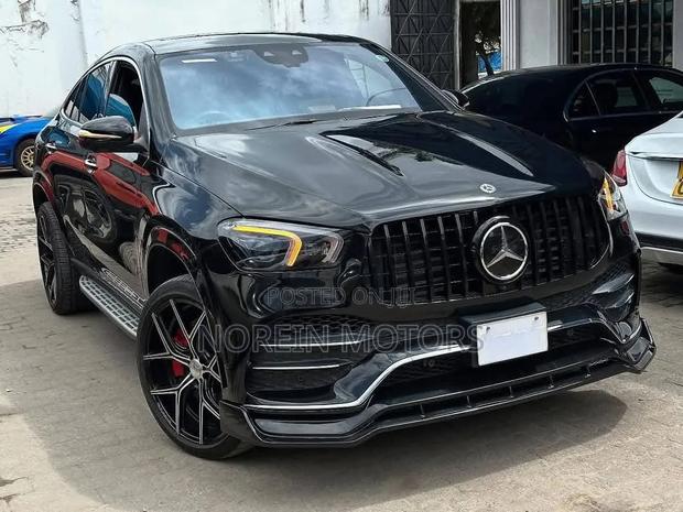 Mercedes-Benz GLE-Class GLE 400d 4MATIC 2022 Matt Black