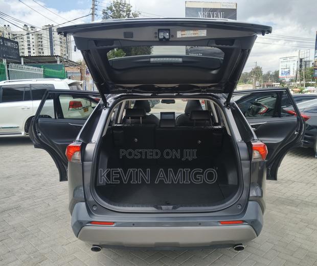 Toyota RAV4 2020 Gray