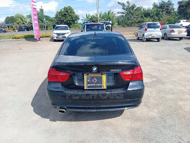 BMW 3 Series 2011 Black