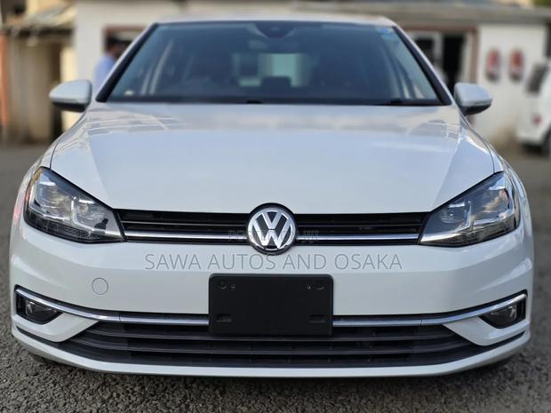 Volkswagen Golf 2019 White