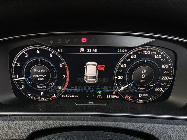 Volkswagen Golf 2019 White