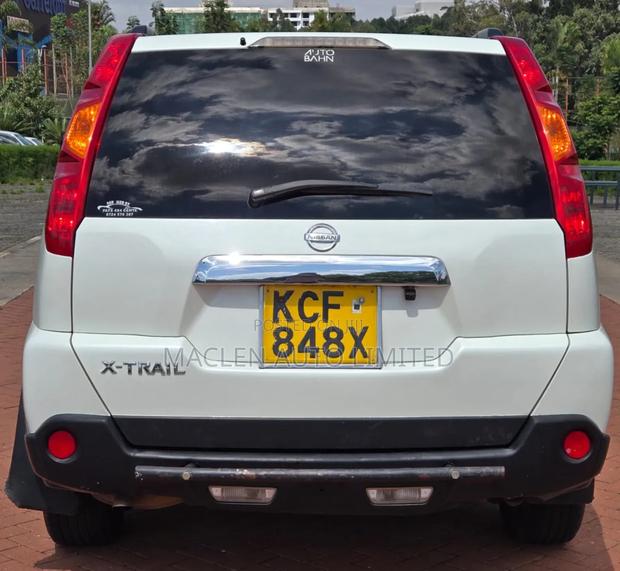 Nissan X-Trail 2008 White