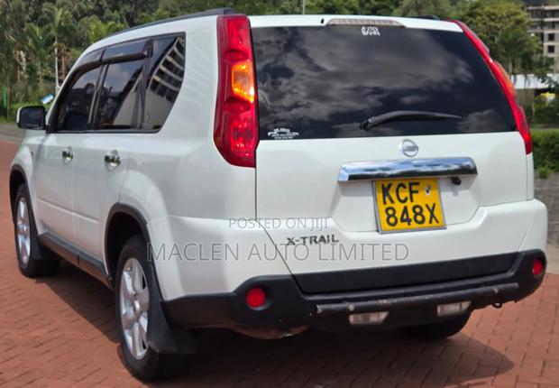 Nissan X-Trail 2008 White