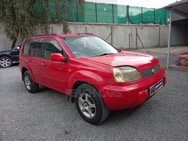 Nissan X-Trail 2002 Red