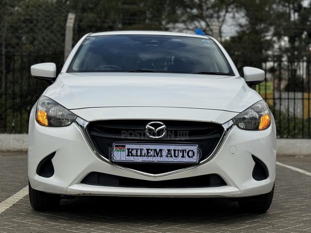 Mazda Demio 2019 White