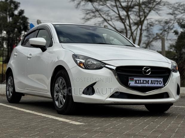 Mazda Demio 2019 White