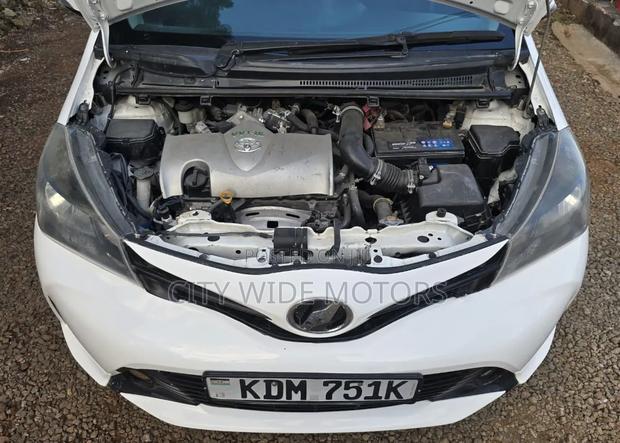 Toyota Vitz 2016 White