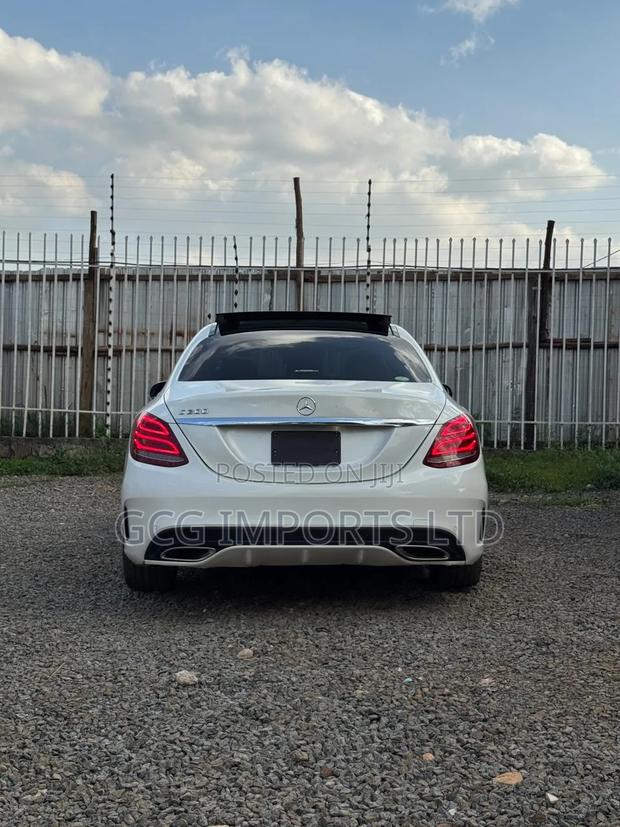 Mercedes-Benz C200 2016 White