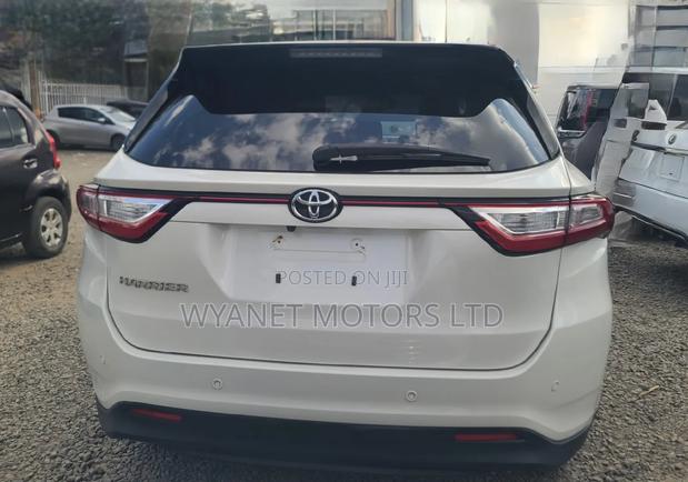 Toyota Harrier 2.0 2019 Pearl