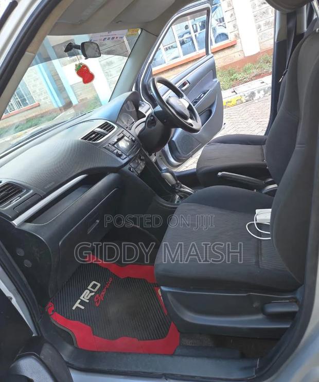 Suzuki Swift RS 2012 Silver