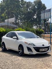 Mazda Axela 2010 White for sale