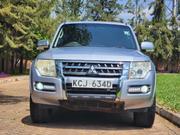Mitsubishi Pajero 2010 Silver for sale
