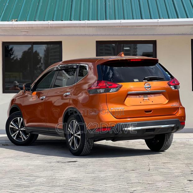 Nissan X-Trail 2.0 Petrol AWD 2019 Orange