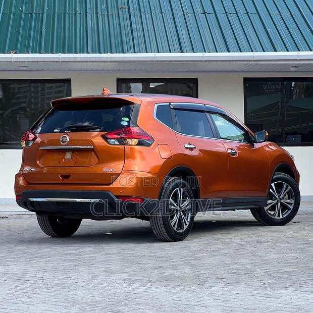 Nissan X-Trail 2.0 Petrol AWD 2019 Orange