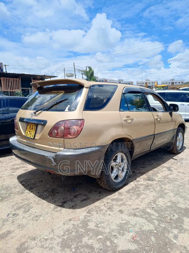 Toyota Harrier 2002 Beige