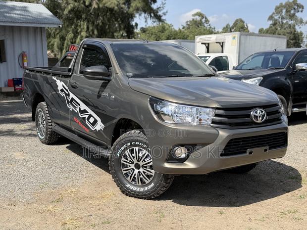Toyota Hilux Revo Single Cab Deisel 2.4 RWD 2019 Brown