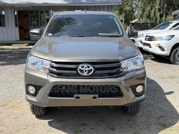 Toyota Hilux Revo Single Cab Deisel 2.4 RWD 2019 Brown