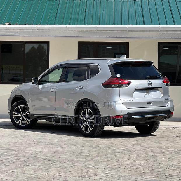 Nissan X-Trail 2.0 Petrol AWD 2020 Silver