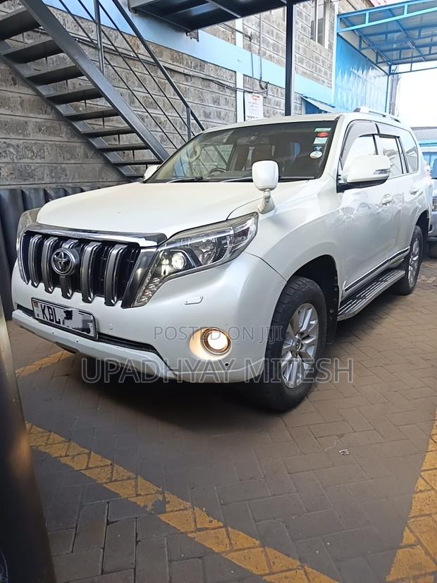 Toyota Land Cruiser Prado 2015 White