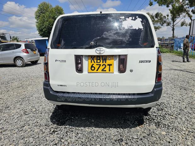 Toyota Succeed 2008 White