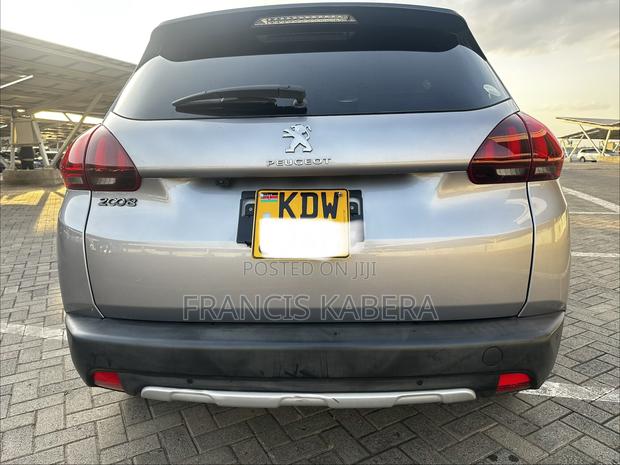 Peugeot 2008 2019 Gray
