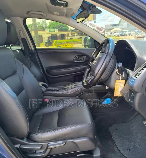 Honda Vezel 2015 Blue