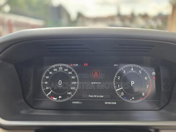 Land Rover Discovery 2018 Blue