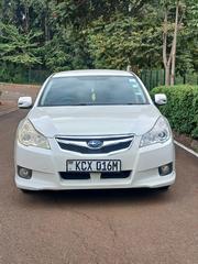 Subaru Legacy 2010 White for sale