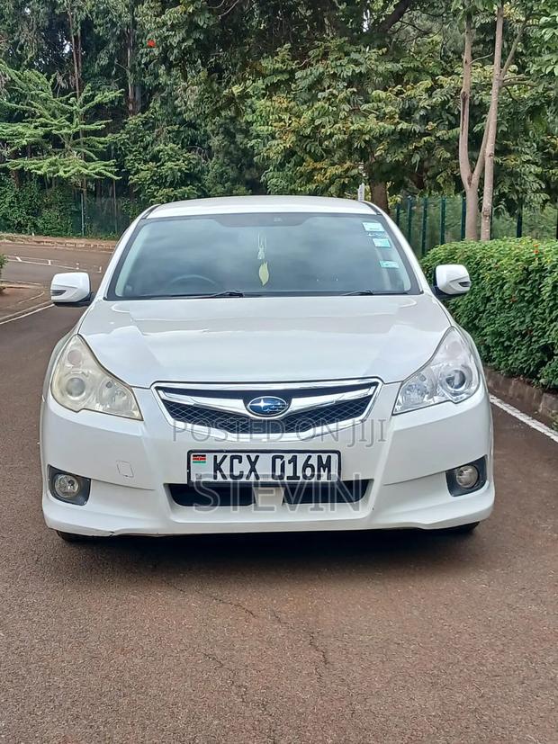 Subaru Legacy 2010 White
